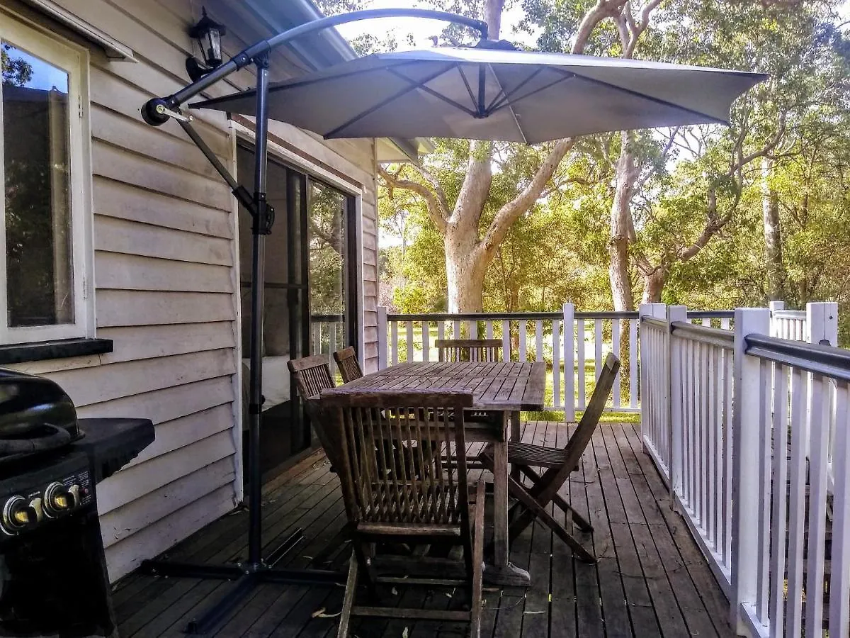Lake Weyba Noosa Lodge & Kangaroos Peregian Beach
