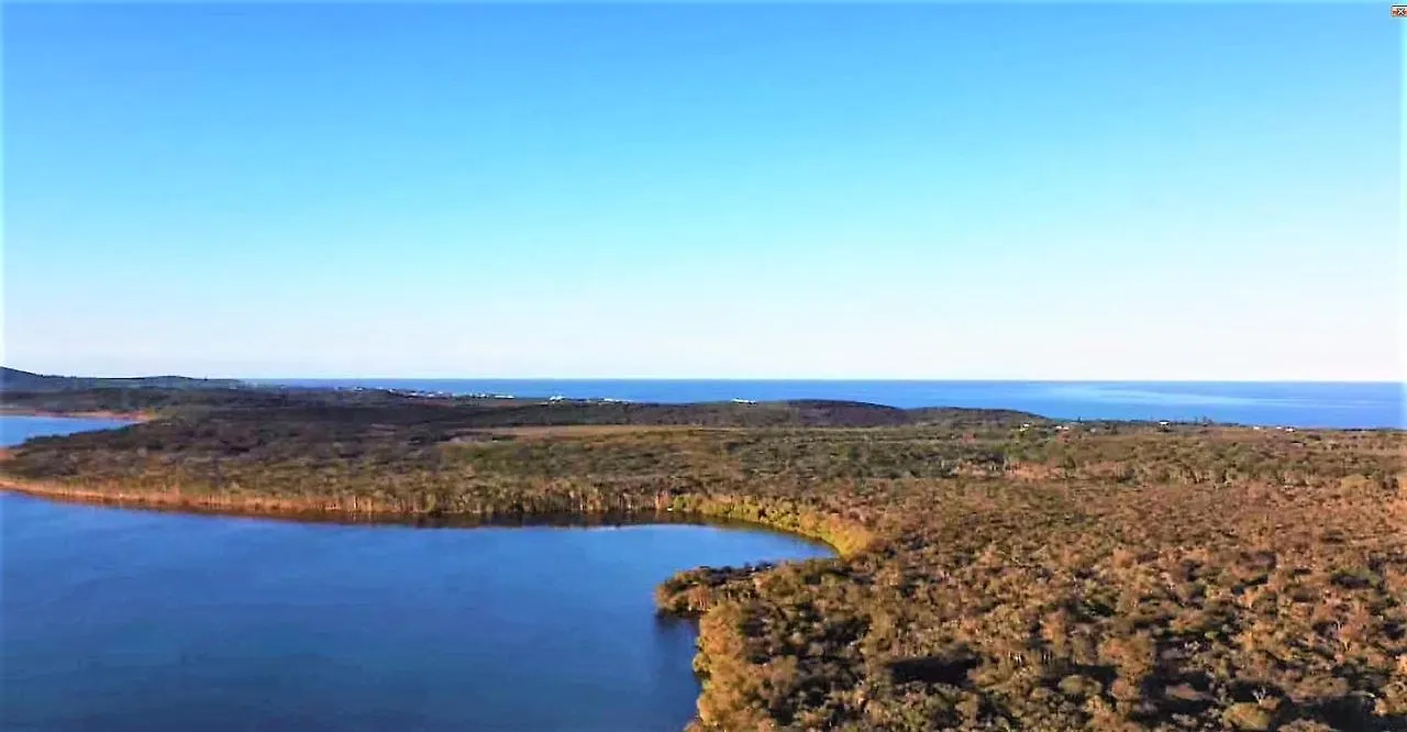 Lake Weyba Noosa Lodge & Kangaroos Peregian Beach 0*,  Avustralya